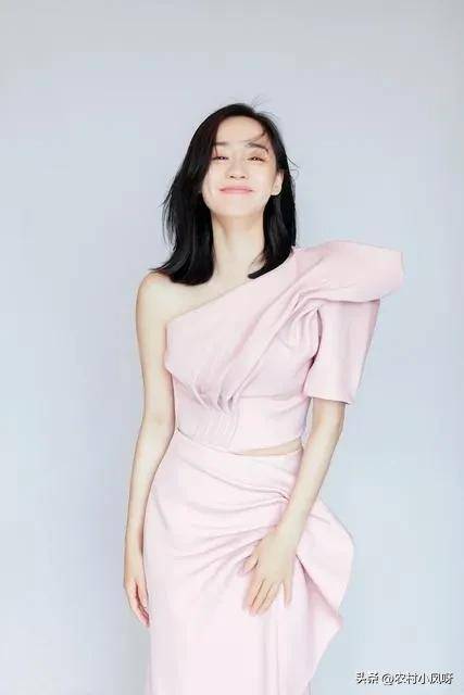 "国民初恋"女神王智,气质优雅,甜美动人!_活动_一角_被称为