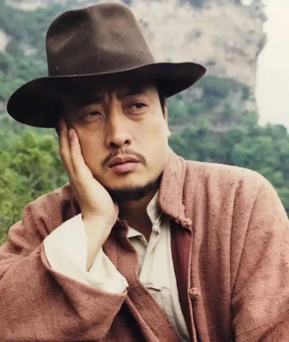 刘立伟:娶圈外妻子,婚后生一子,幸福美满_父亲_中戏_戏曲