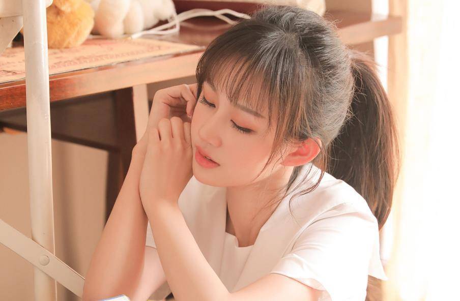 睡前撩妹情话睡前情话，一问一答，让她对你入迷