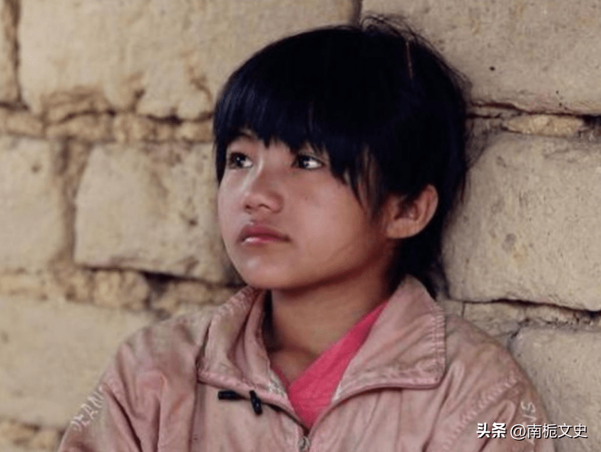 美女博士因拒绝给弟弟买房,父亲将其与丈夫杀害,称女儿白养了_赵庆香