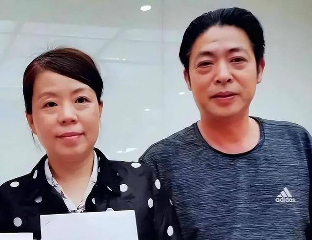 一开始的时候,许敏老两口都很少在网络上发声,大家觉得田静毕竟是许敏