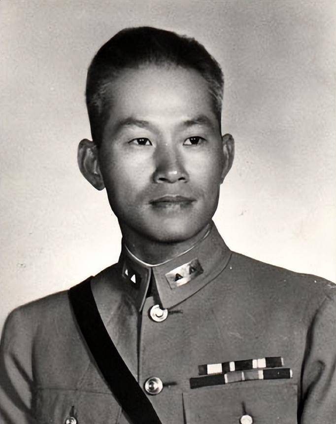 膝下无子,妻子劝丈夫再娶,后来生下4个科学家_孙立人_张晶英_张梅英