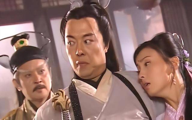 实则只是假装演技好"的演员四人配不上他的野心_角色_靳东_张铁林