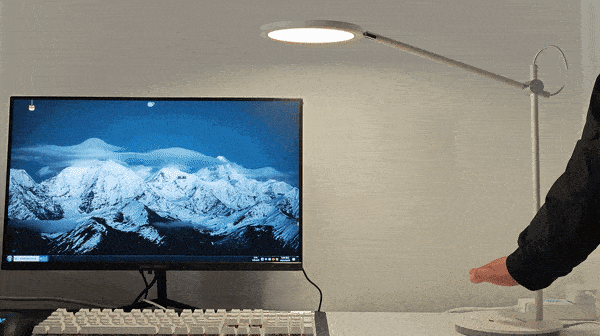 小路灯大智能,支持手扫即亮、调光,这款书客护眼灯L1是真智能