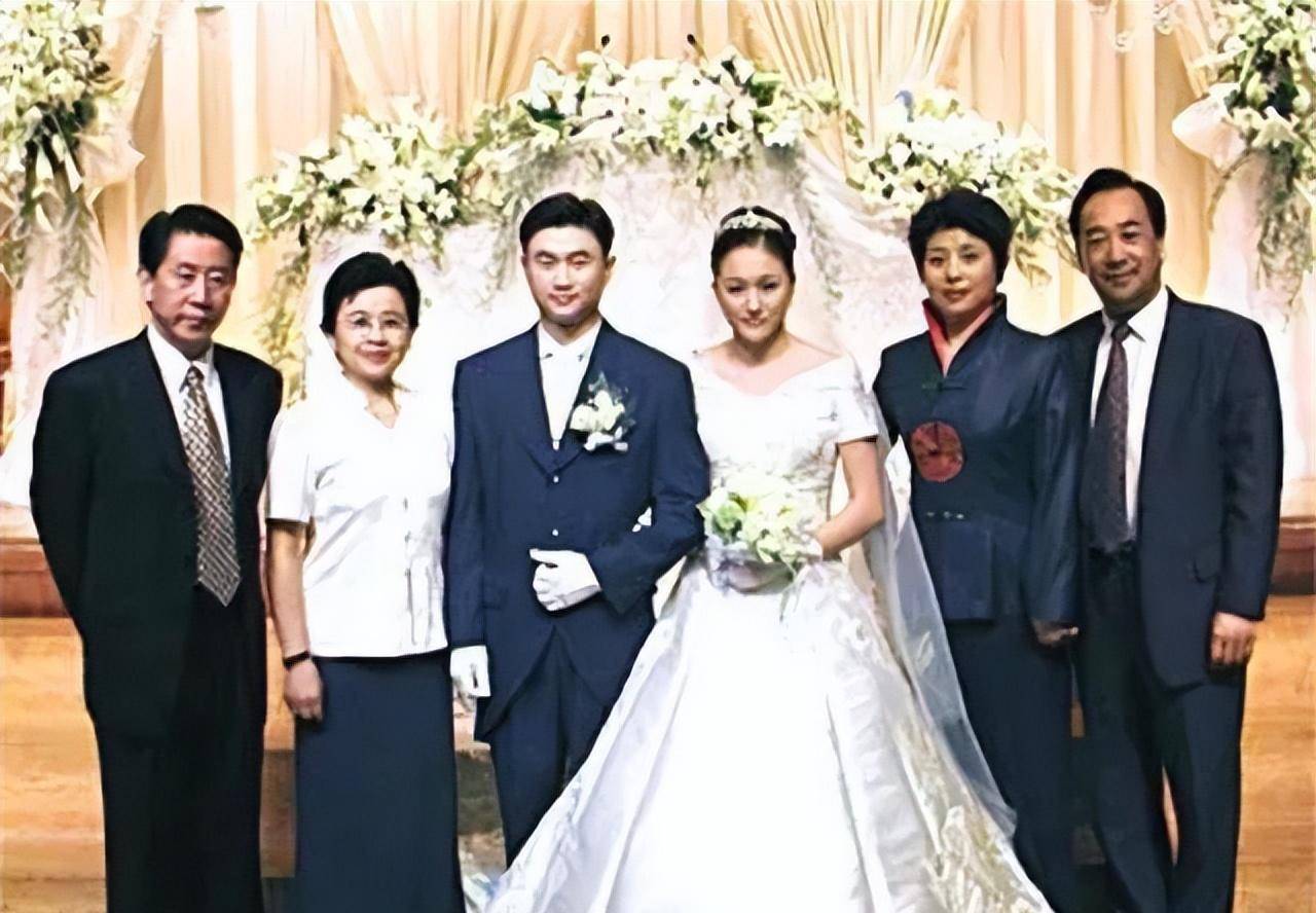 韩国体操员许昭英,坚持嫁中国裁判被韩国人骂"叛徒",结局如何_黄力平
