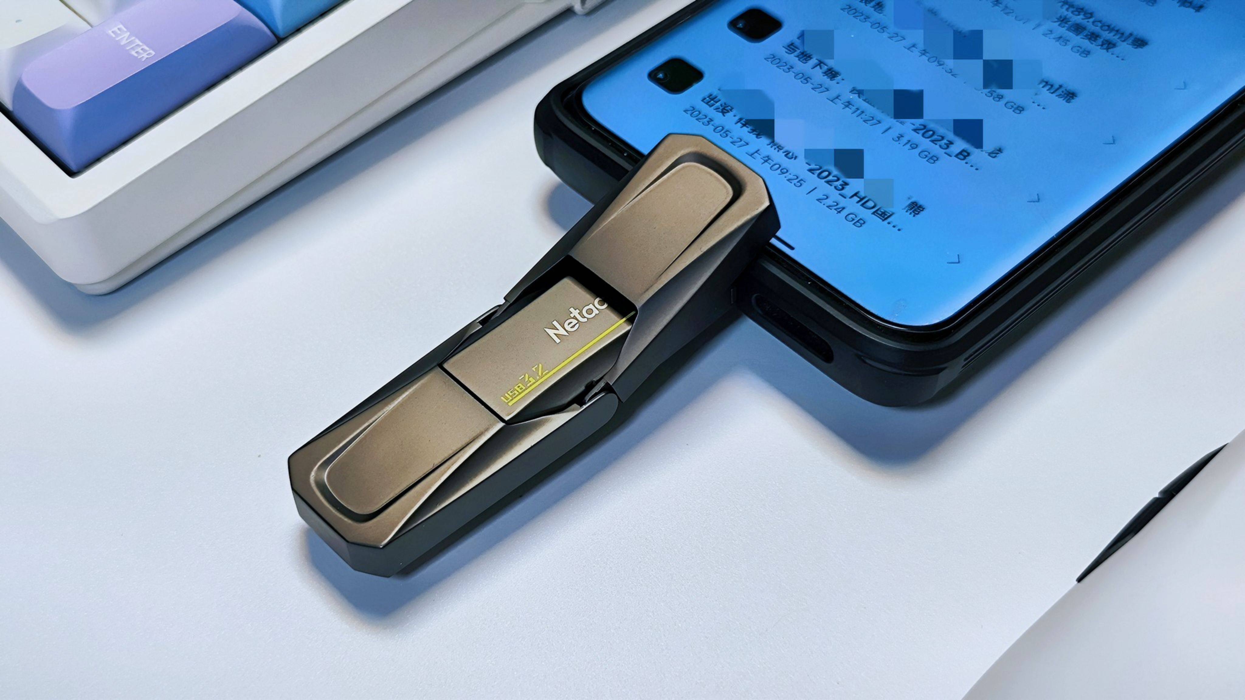 数据先锋|U盘的尺寸,SSD的速度,朗科"跑王"US5带你实现传输路上的弯道超车!