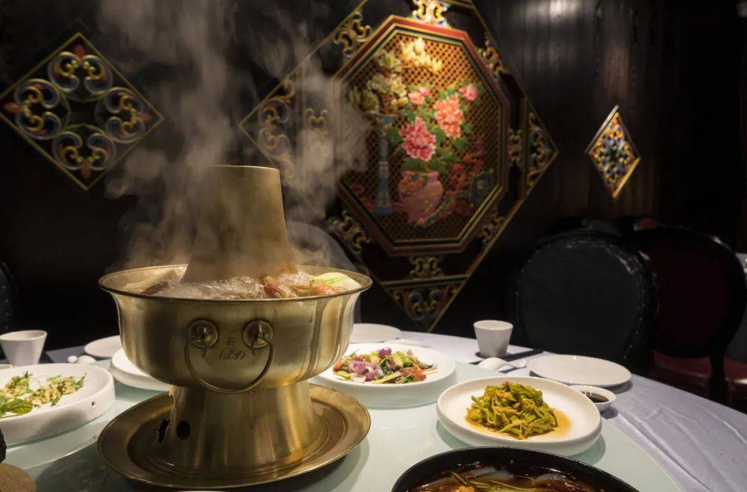 地方文化名片在大同地区文化中有着非常重要的地位大同铜火锅造型美观