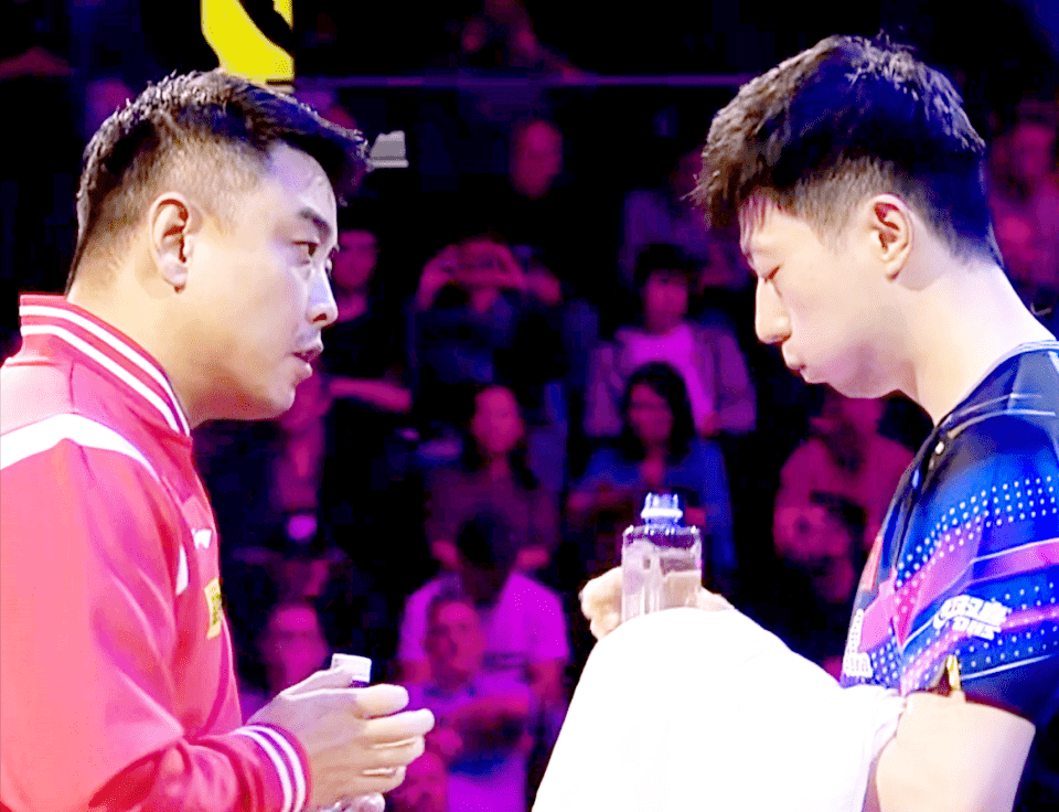 北京时间11月5日,国乒男队遭遇"黑色星期天".