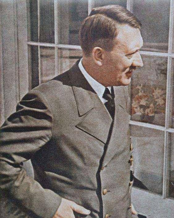 128岁老人声称自己就是希特勒,躲了70年太累了,还拿出证据_战争_分子