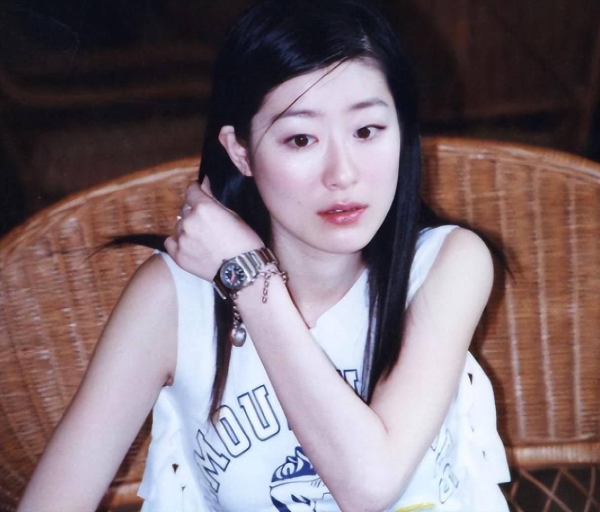 从"爆红"到无戏可拍,李卉到底走错了哪一步?_周星驰_角色_公司