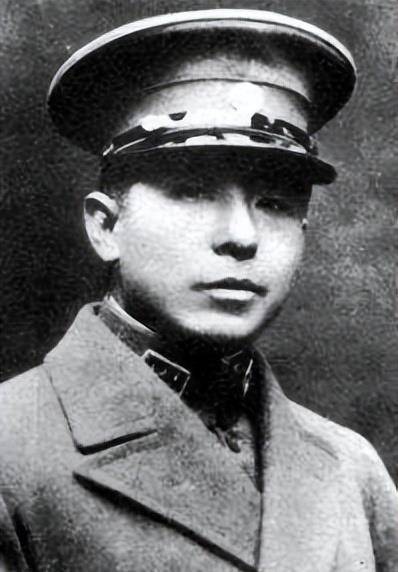 如何处理东北军俘虏?吴焕先拍板:当机枪教官,待遇好于连长_刘玉甫_赵