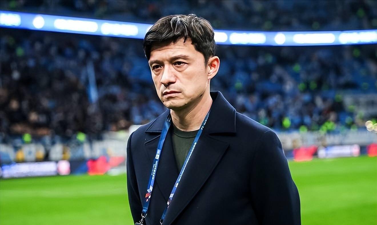 上港哈维尔跟大连人谢晖 应该是本赛季中超教练的卧龙跟凤雏_球迷_凤