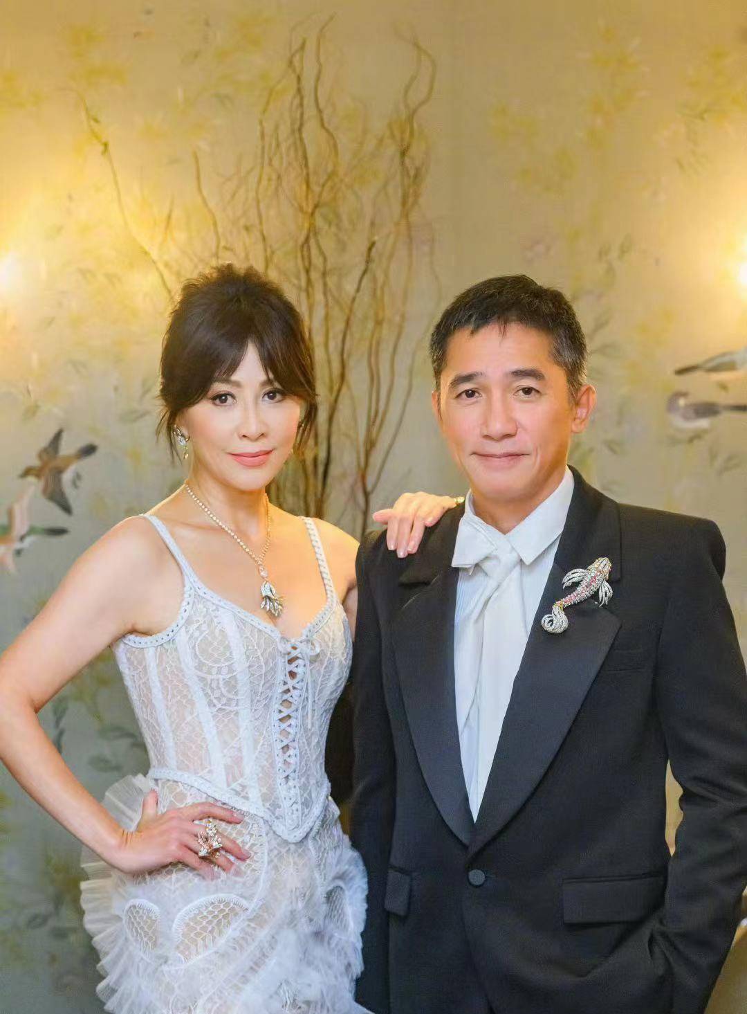 梁朝伟赞美刘嘉玲是super woman_梁先生_妻子_习惯