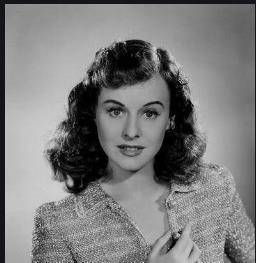 意外娶卓别林前妻,继承遗产成最大慈善家_李春平_克劳迪娅_中国红十字