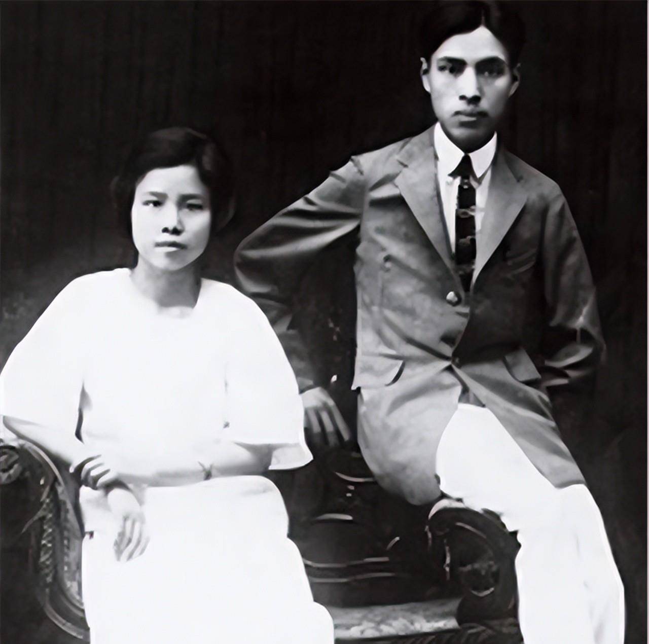 李硕勋:广东省军委书记,儿子后来成总理,孙子现已官至正部级_革命