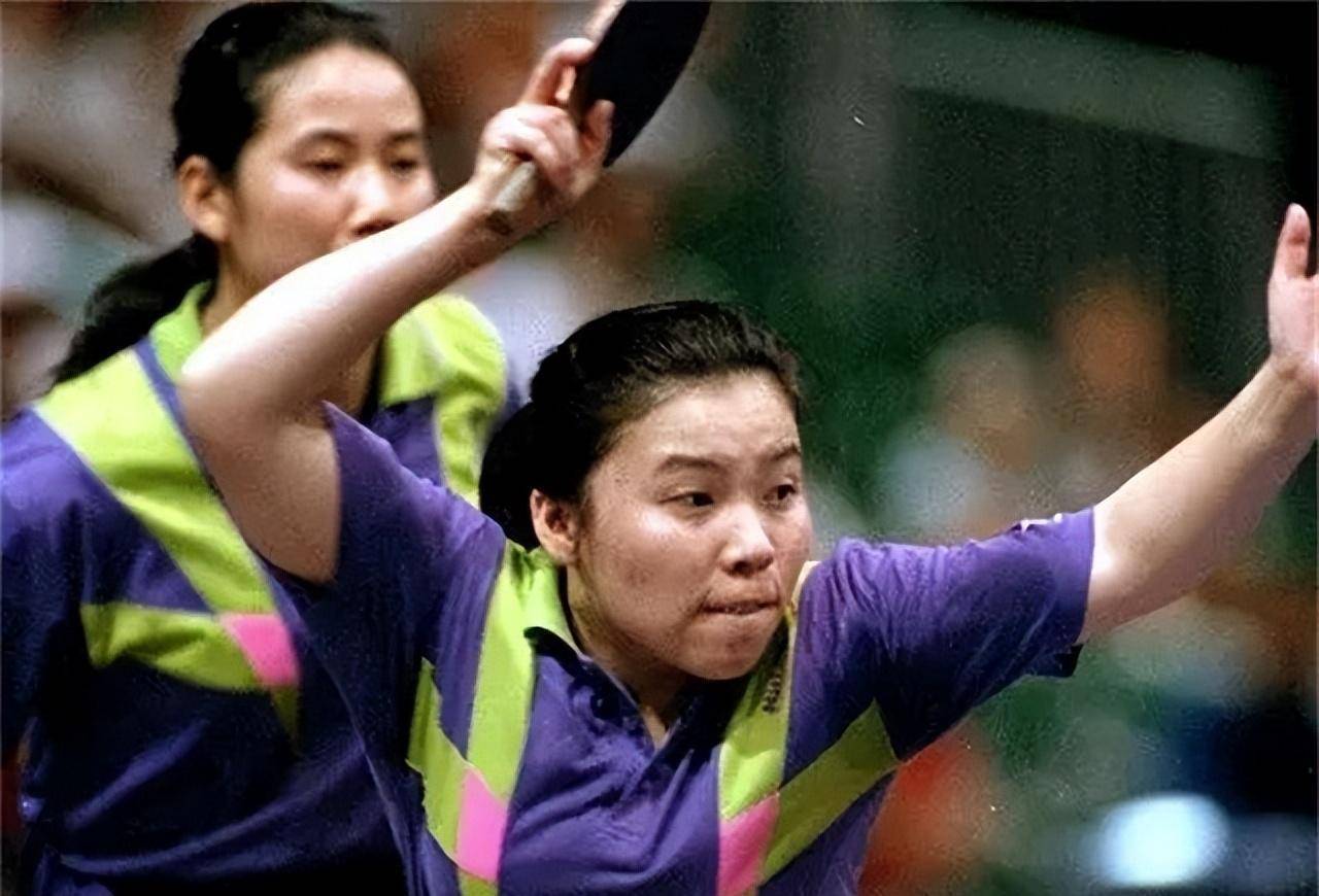 她在国家队,从来没有与人发生过矛盾,就连邓亚萍提到乔红,也赞不绝口