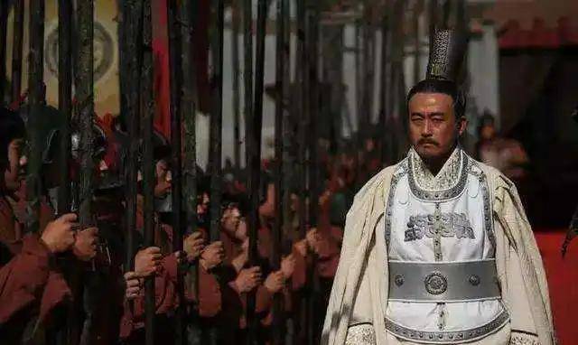 做好了一切准备,就要下令出兵,准备和栾盈合兵一处,攻打范氏,控制国君