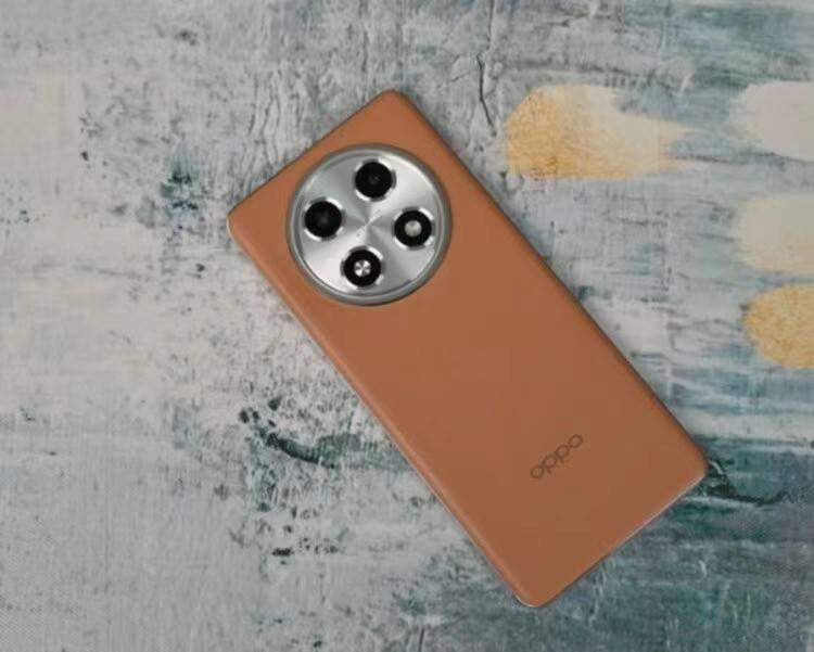 oppo高颜值新机:天玑7050芯片5000mah大电池 67w闪充,跌至1569元_pro