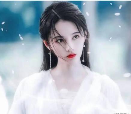 经常被念错名字的女明星,张钧甯因为名字吃大亏,她的姓氏最容易被看错