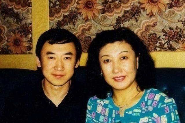 最后,张艳茹不同意离婚,并且和何庆魁说:"你要离开就离开,我不管你