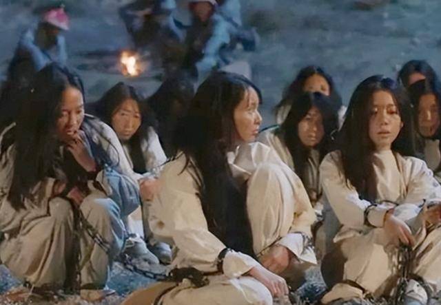 年律令具律》简88-89对女性减刑的规定中,规定了女性的耐刑减为"赎耐"