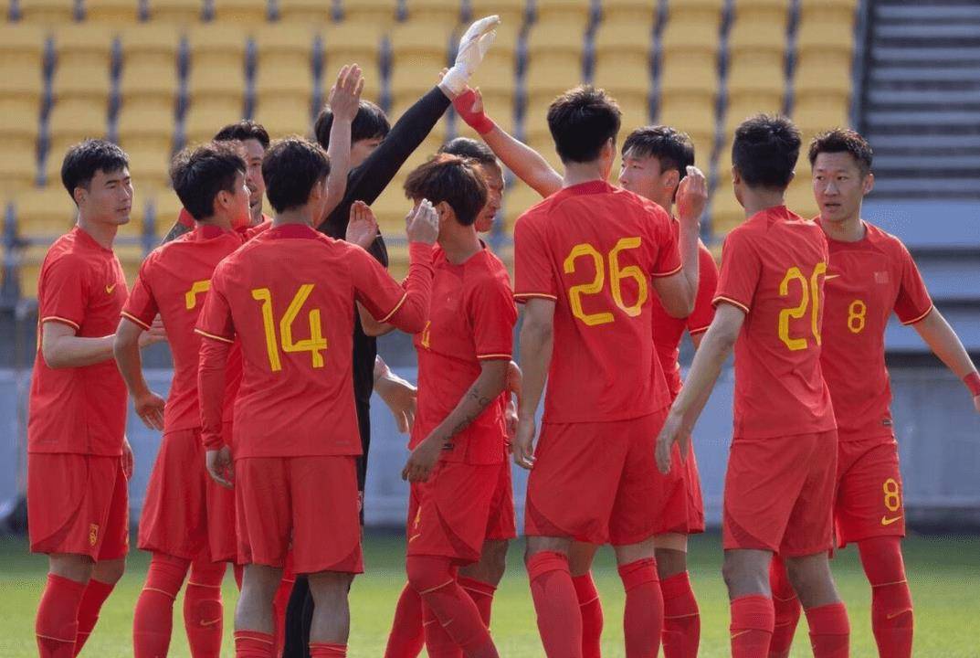 国足24人大名单揭晓,首战泰国必须赢,韩媒说风凉话_挑战_比赛_竞争