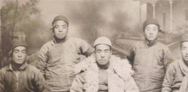 马步芳独子马继援:22岁当军长,晚年为汶川灾区捐5000美元_西北_老蒋