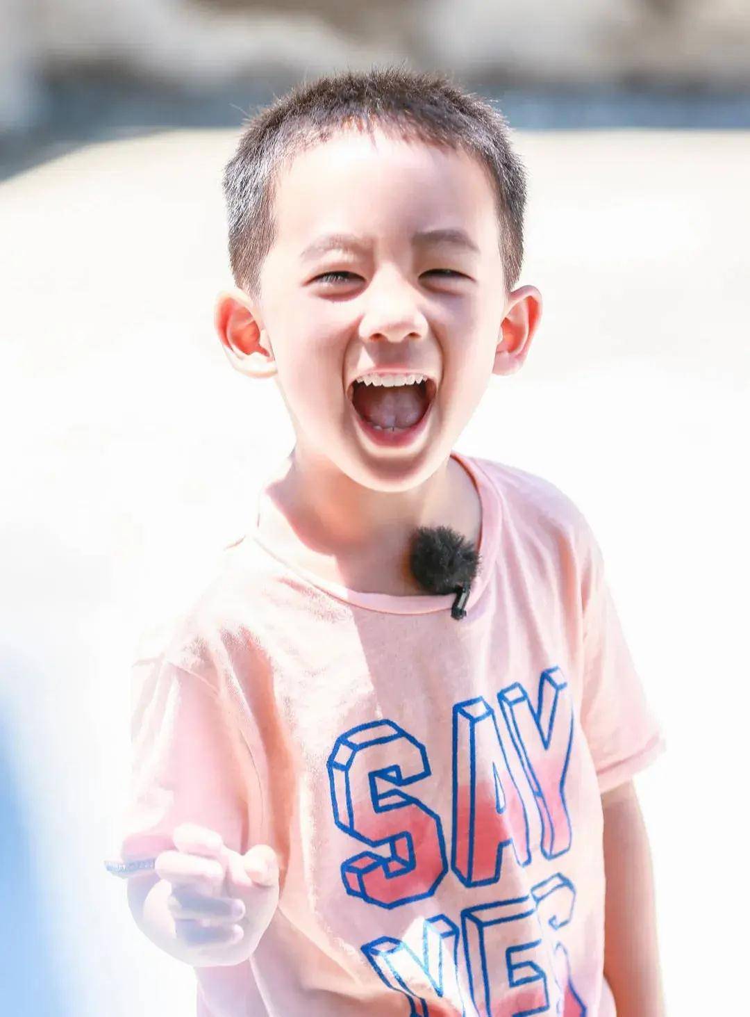 应采儿霸气宣言:我努力的方向是"妈圈顶流"_jasper_女性_节目