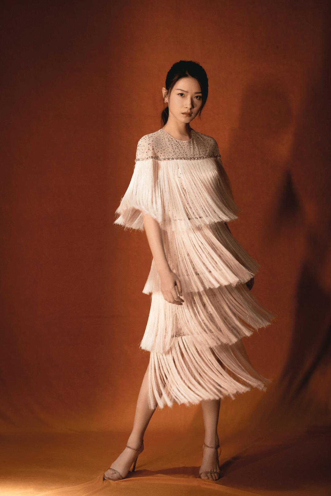 万茜身材性感撩人!这才是纯欲之美!(30个字)_演技_图片_时尚