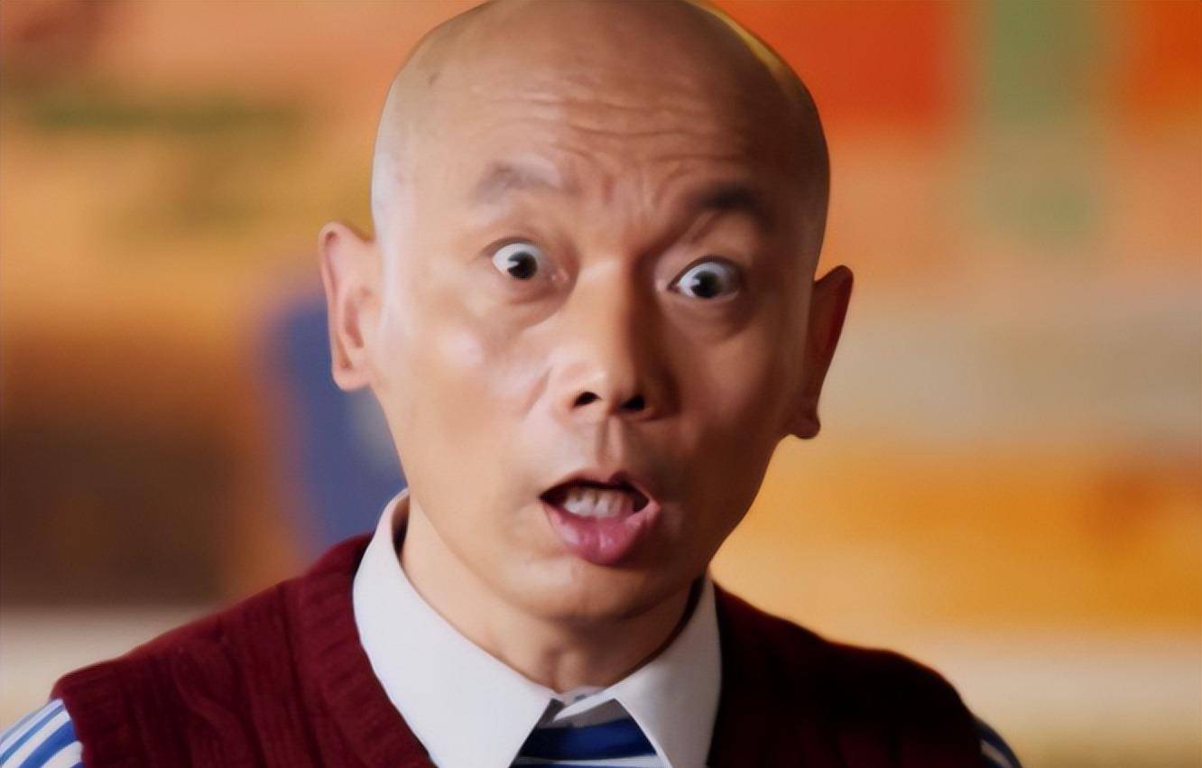 葛优索性将自己这些年养猪的经历拍成小品,投给各个文工团看.