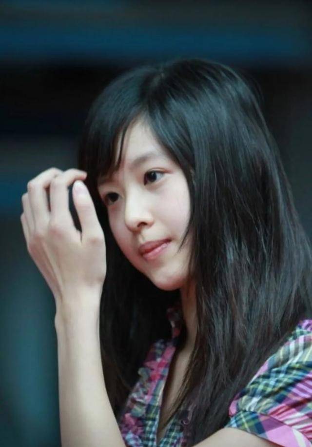 "奶茶妹妹"章泽天:女性首先要有自己独立的思想_女人_时尚_身价