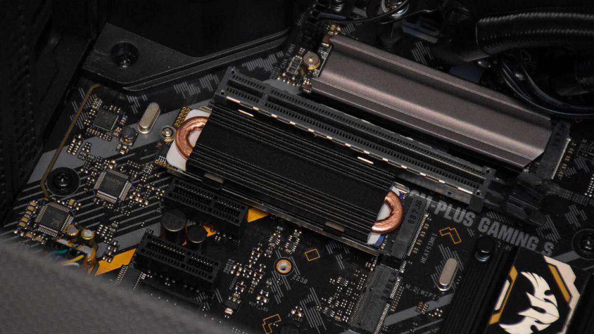 老电脑升级攻略:orico固态硬盘j-10 m2h3s散热器_速度_测试_读取