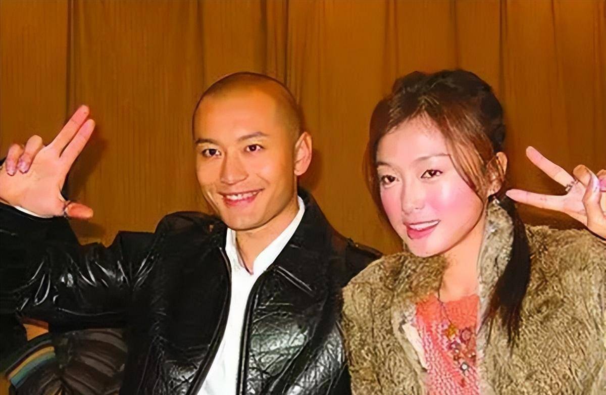 演员秦岚:44岁只谈恋爱不结婚,她凭什么活得这么爽?_黄晓明_琼瑶_王晨