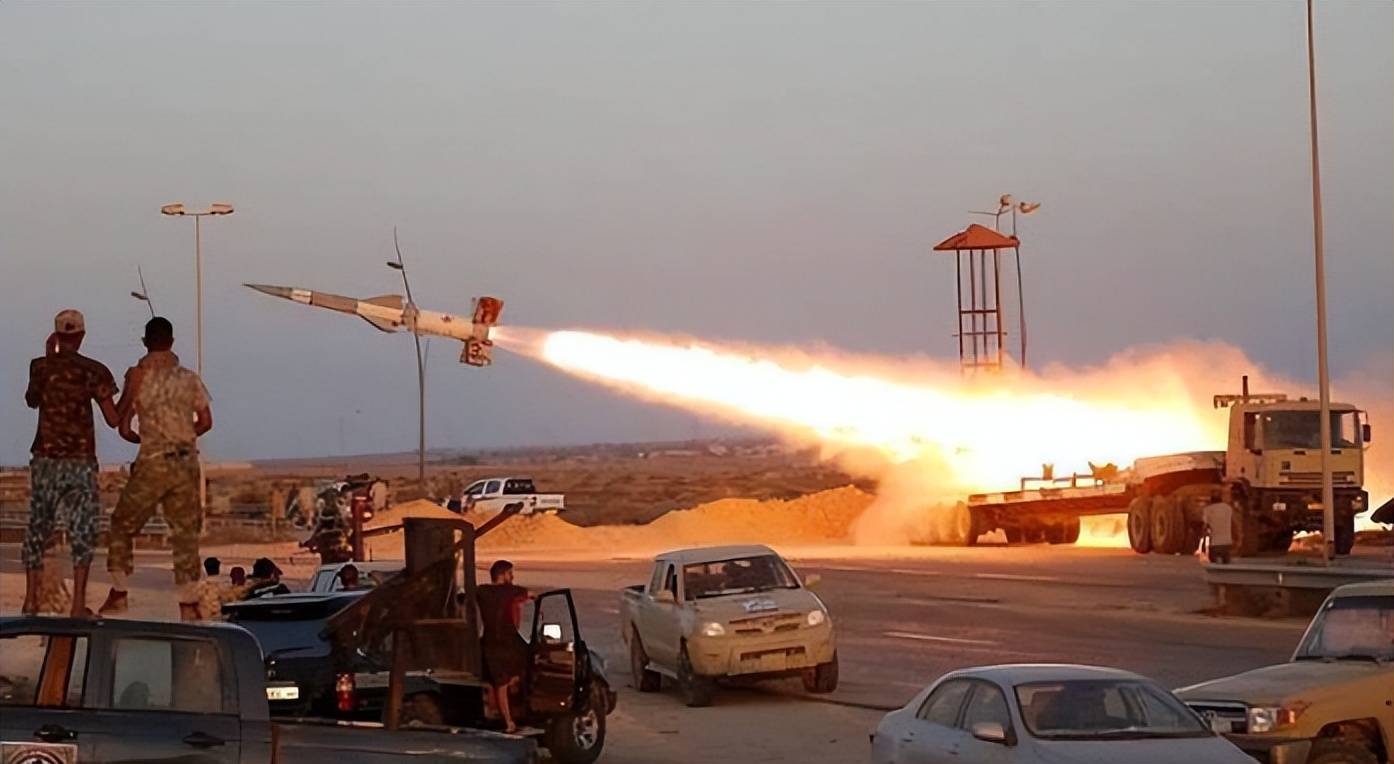 中东开打了:美军动手叙利亚,五国合力10000枚火箭弹狂轰以色列_地区