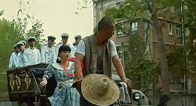 看《父母爱情》中的穿帮镜头好似在看爆笑小品,真让人啼笑不止_德福