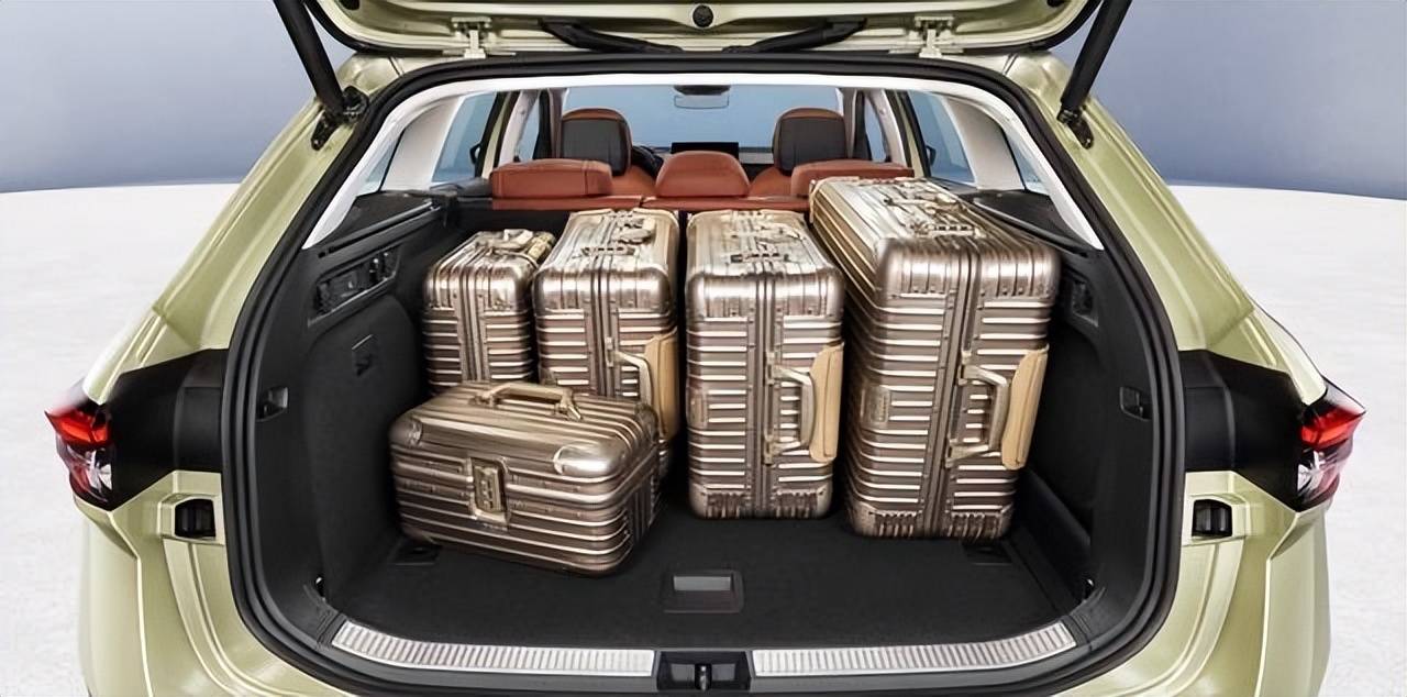 兄弟版"帕萨特"——第4代斯柯达superb速派海外亮相_搜狐汽车_搜狐网