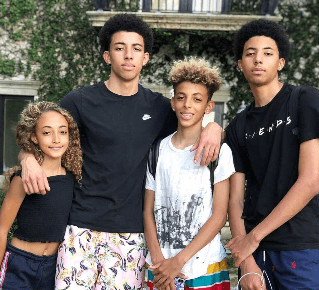 皮蓬被坑惨,曝拉尔萨帮乔丹儿子还债,亲爹300亿身价吃软饭?