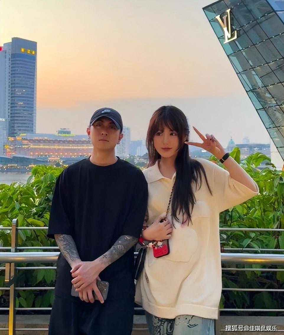 秦奋:你可以质疑我的财富,但不能说我"矮"