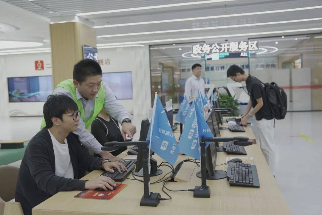 探寻国内服务器数量与分布 (服务探索)-虎跃云资讯网