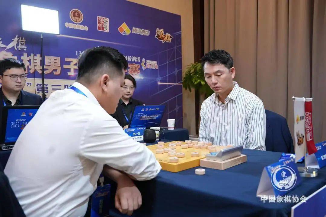 2023象甲常规赛接近尾声,榜首之争扣人心弦_浙江省_何文哲_杭州