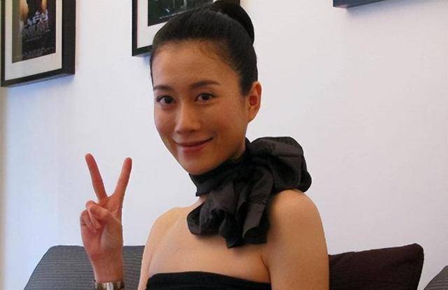 默默无闻24年,温峥嵘秘密结婚生子,43岁依然华丽!_表演_黄磊_小提琴