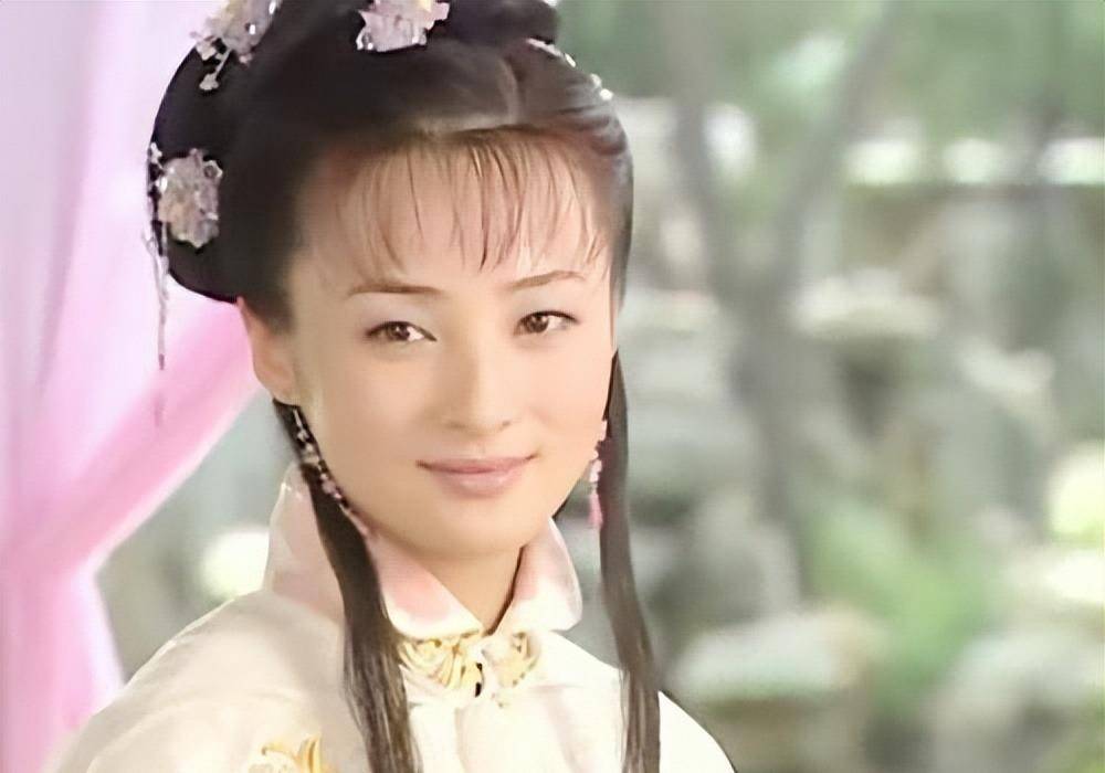 高露-刁蛮公主-丞相之女文蔷文蔷是高露在电视剧《刁蛮公主》中的角色