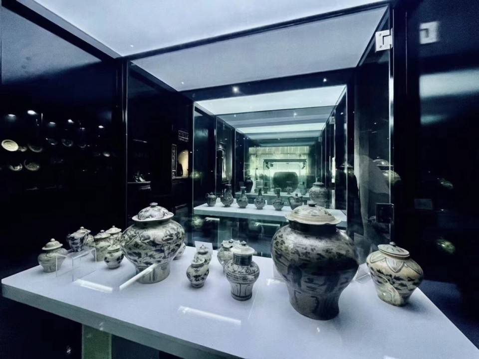一支青花历久新——云南美物:玉溪青花瓷|美丽云南第三季_中国_陶瓷