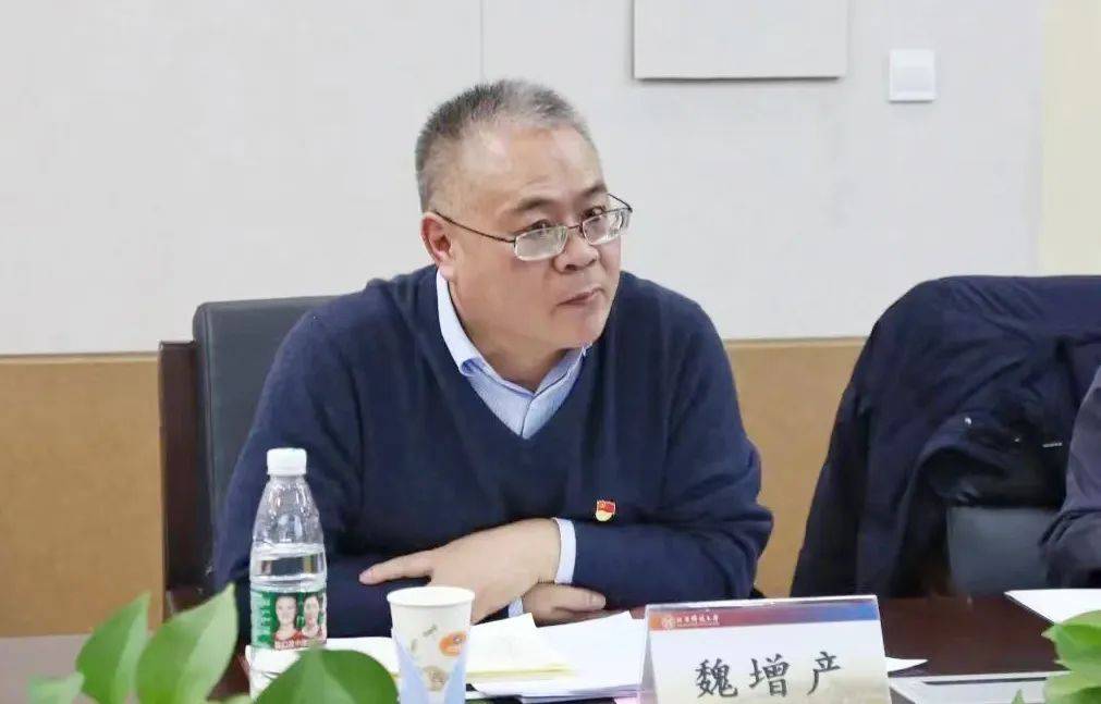 会议伊始,北京科技大学文法学院院长魏增产发表致辞,对北京浩天律师