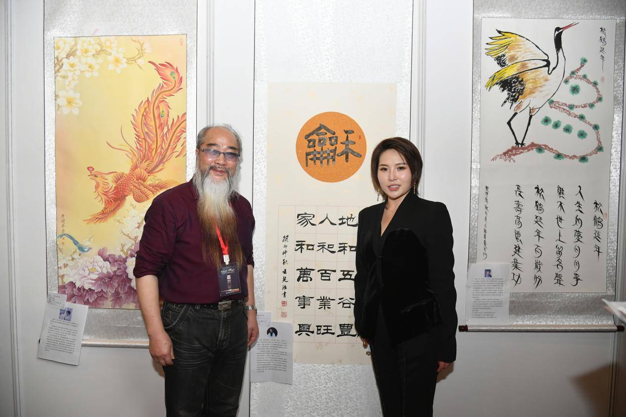 书法家王建淮受邀参加"北京书画展",其作品在展览中被藏家收藏_隶书