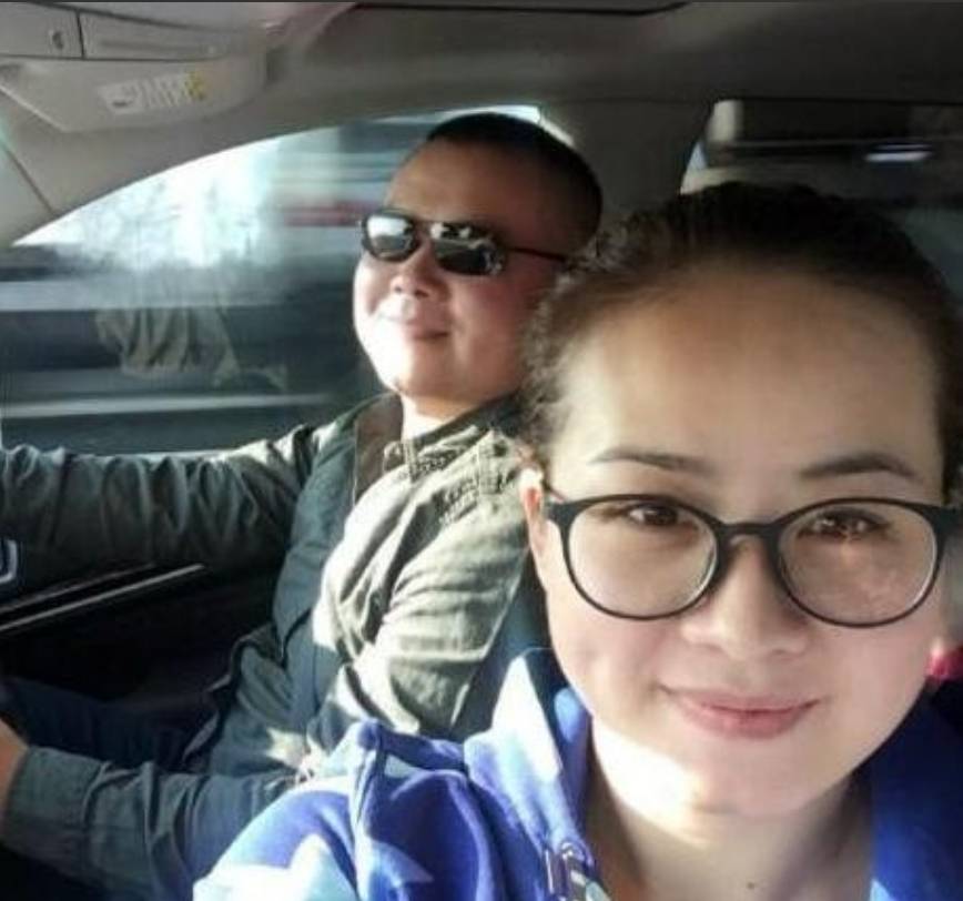 当德云社的门票被炒到2万一张后,郭德纲换上了800万的劳斯莱斯_票价