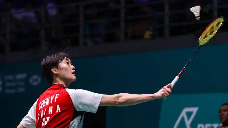 换了教练,陈雨菲终于战胜安洗莹,过程惊险又离奇_比赛_日本_半决赛