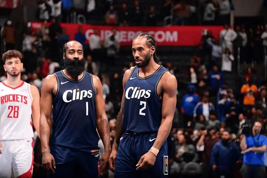 哈登3 1绝杀旧主,快船5连败后迎来首胜,这么评价球员过分么_伦纳德