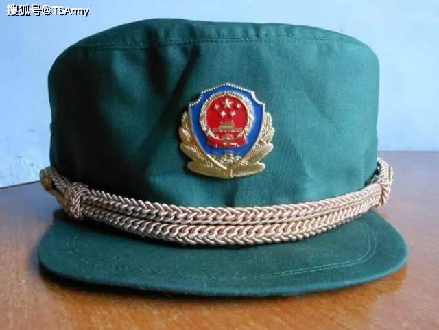 中国武警40年的军帽变迁史