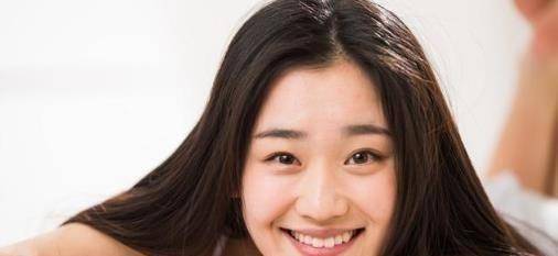 下巴代表着一个人晚年的命运,两个地窖都位于下巴上.